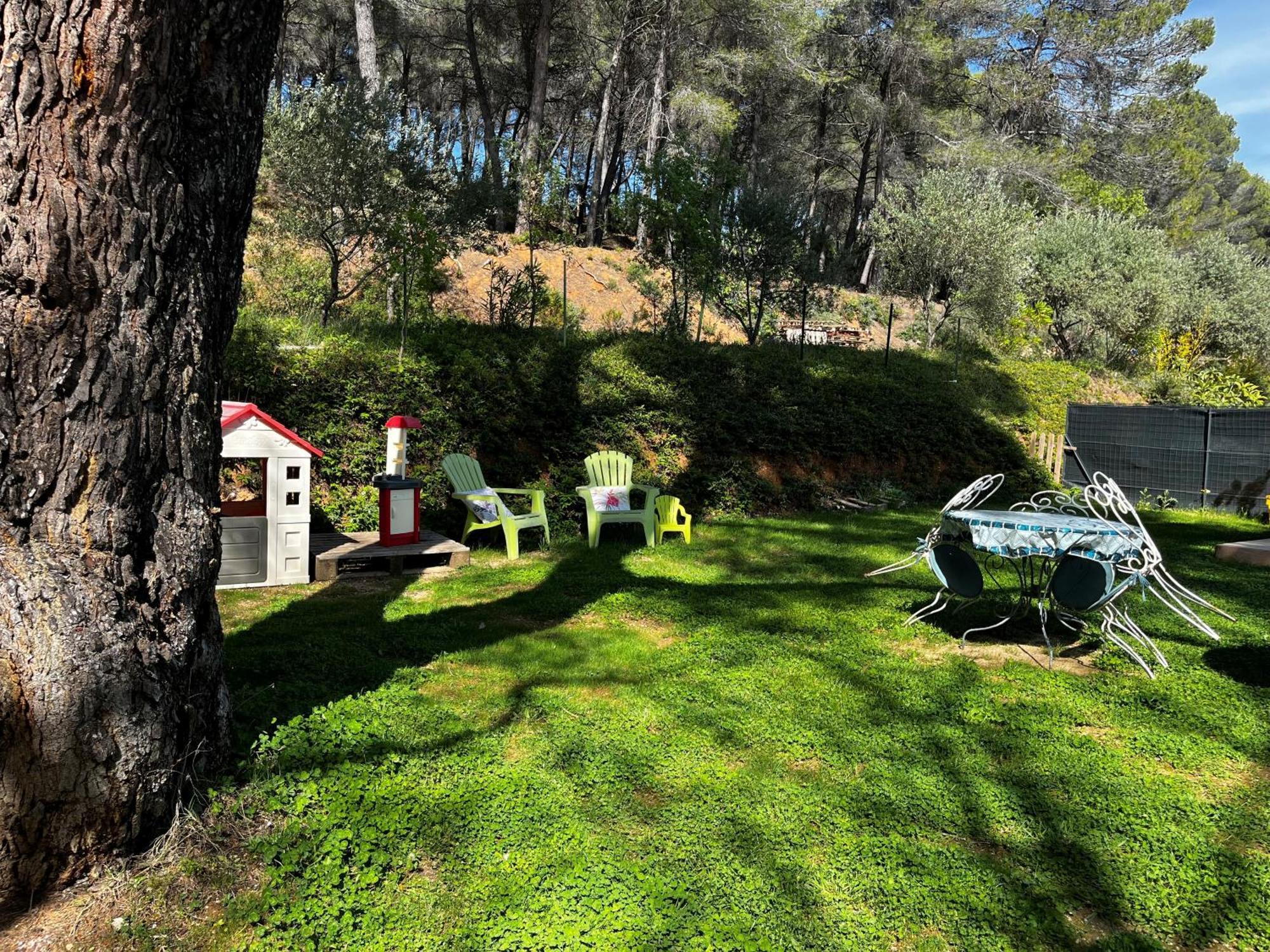 Maison Provencale Au Calme De La Campagne Avec Jacuzzi Αιξ-αν-Προβάνς Εξωτερικό φωτογραφία