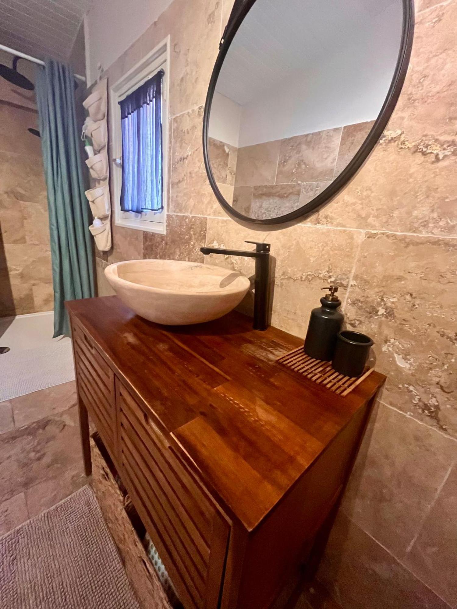 Maison Provencale Au Calme De La Campagne Avec Jacuzzi Αιξ-αν-Προβάνς Εξωτερικό φωτογραφία